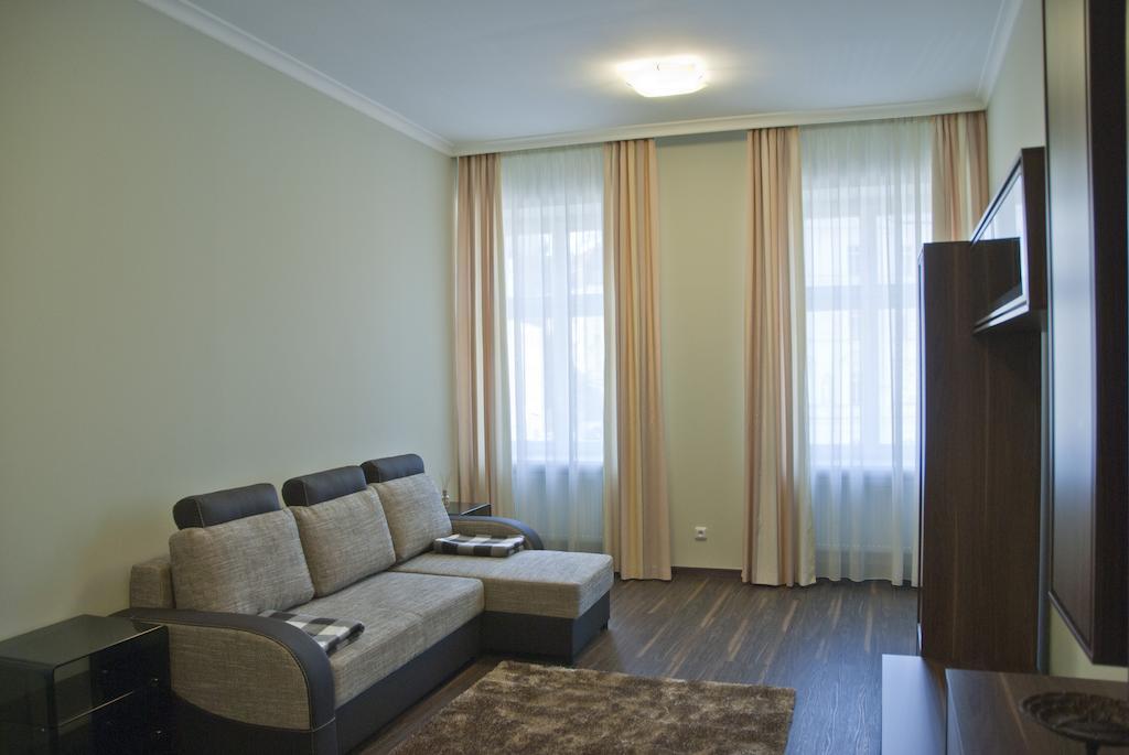 Apartman U Kolonady Karlovy Vary Rom bilde